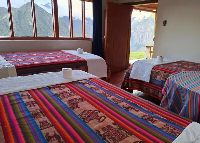 Llactapata Overlooking Machu Picchu - - Restaurant Lodge