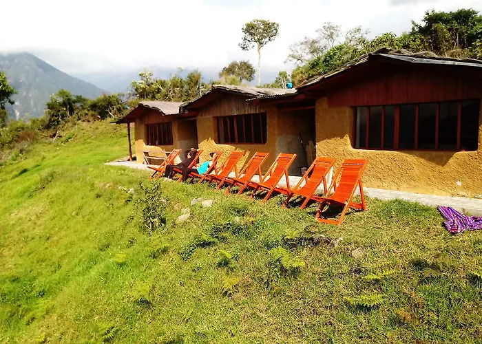 Llactapata Overlooking Machu Picchu - - Restaurant Lodge *