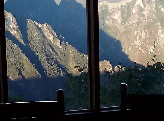 Llactapata Overlooking Machu Picchu - - Restaurant *