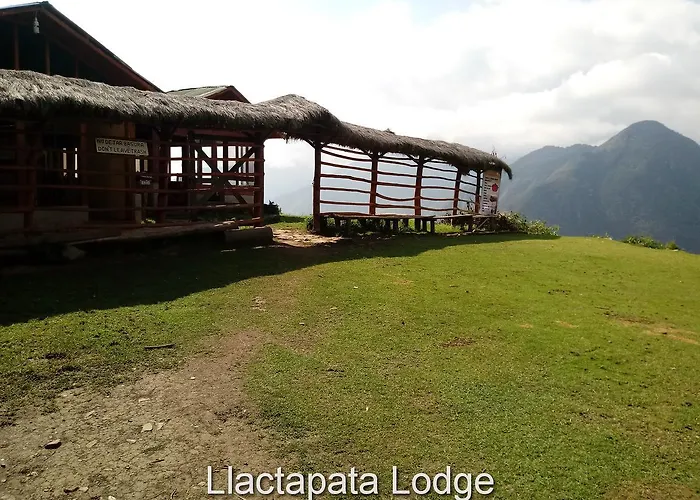 Llactapata Overlooking Machu Picchu - - Restaurant Lodge Santa Teresa (Cusco)