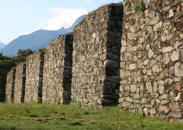 Lodge Llactapata Overlooking Machu Picchu - - Restaurant Santa Teresa (Cusco)